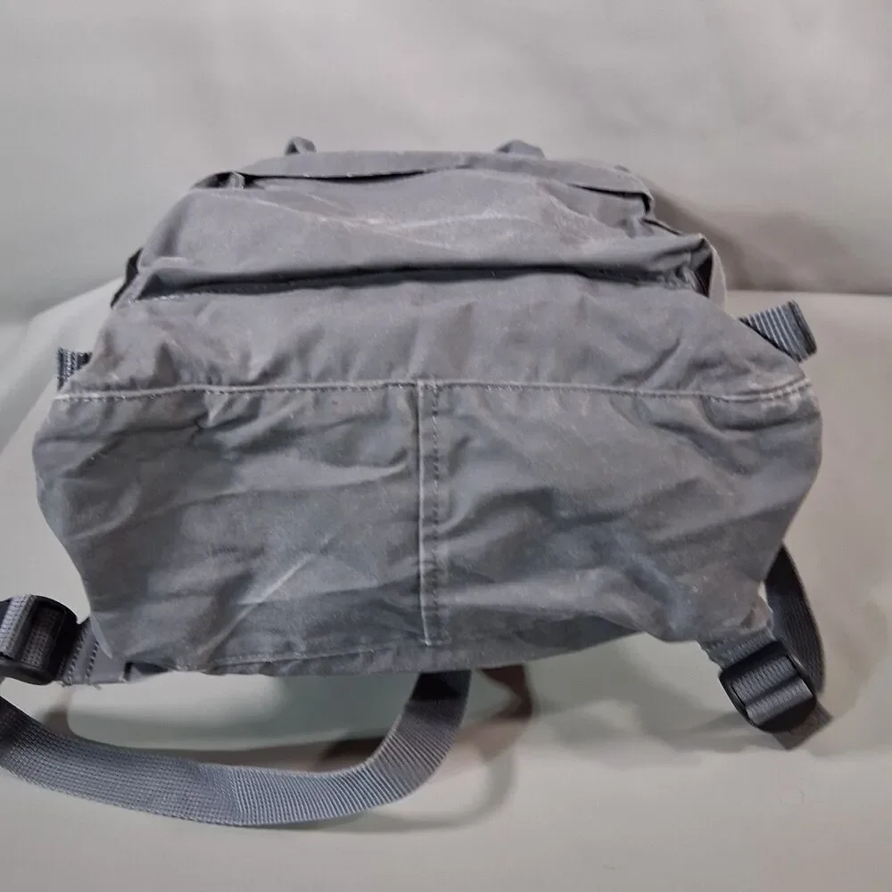Fjallraven Kanken Backpack Graphite Grey Water Resistant Daypack 16L 23510
